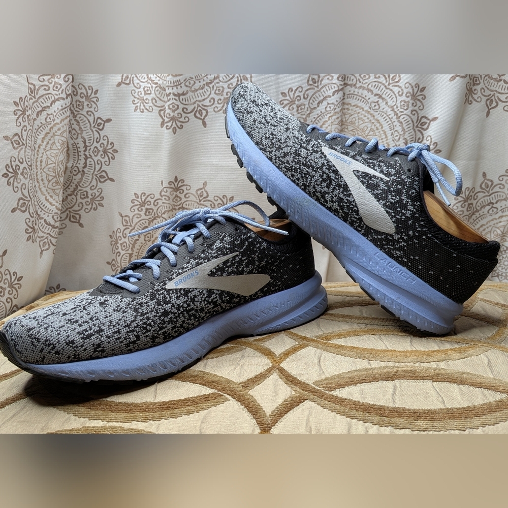 Brooks Launch 6 Women's Running Shoes Light Blue Grey Size 10B Super Clean - Picture 2 of 8